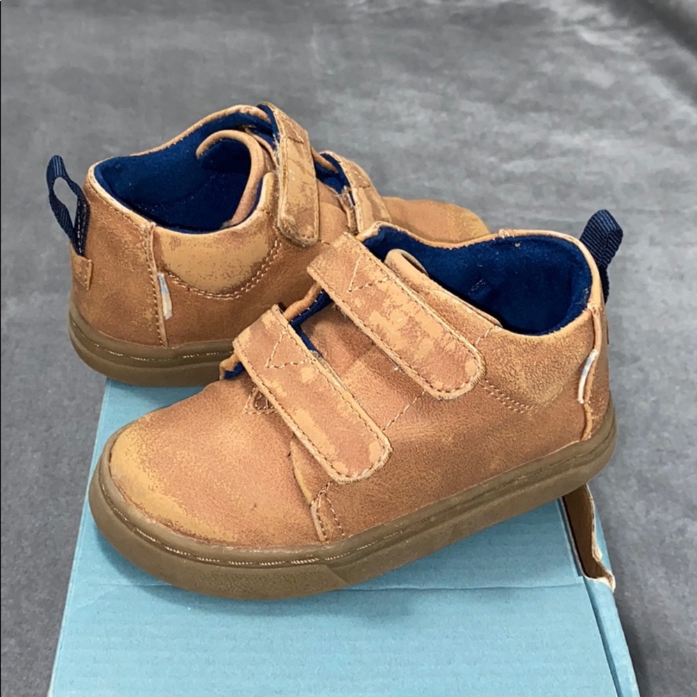TOMS Lenny Mid Top Sneaker
